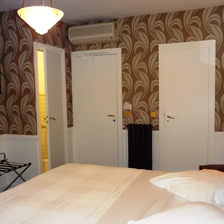 Hotel Le Cercle Tour Eiffel Parigi