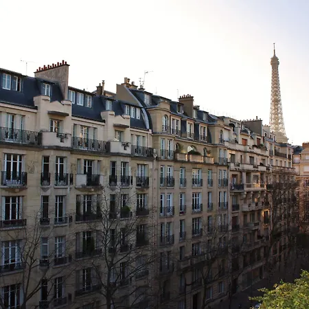 Le Cercle Tour Eiffel Parigi